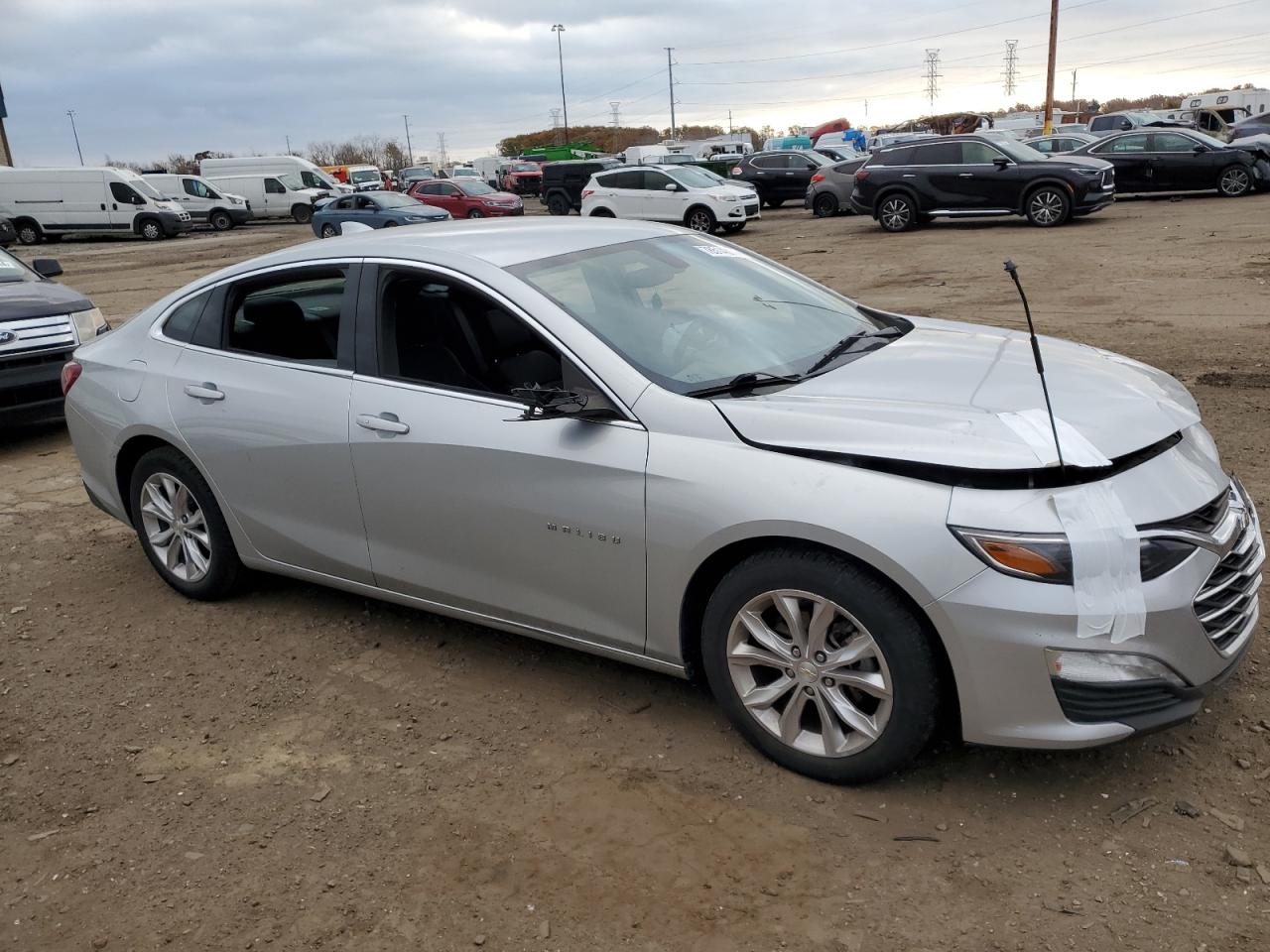2020 Chevrolet Malibu VIN 1G1ZD5ST8LF069867 Copart auction photo, front end damage thumbnail 4