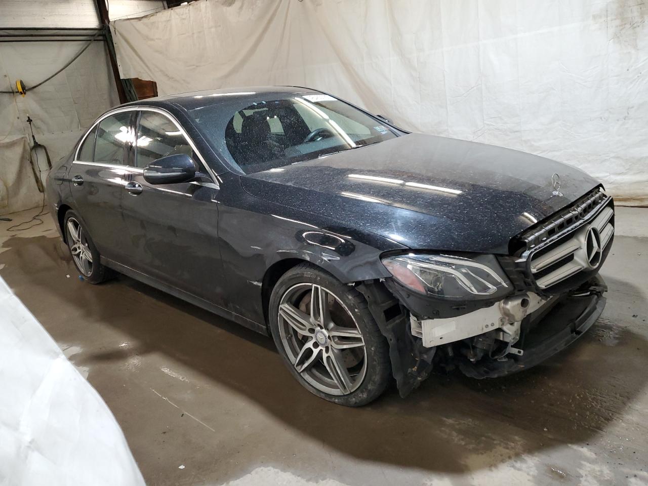 2017 Mercedes-Benz E-klasse VIN WDDZF4KB0HA106603 Copart auction photo, front end damage thumbnail 4
