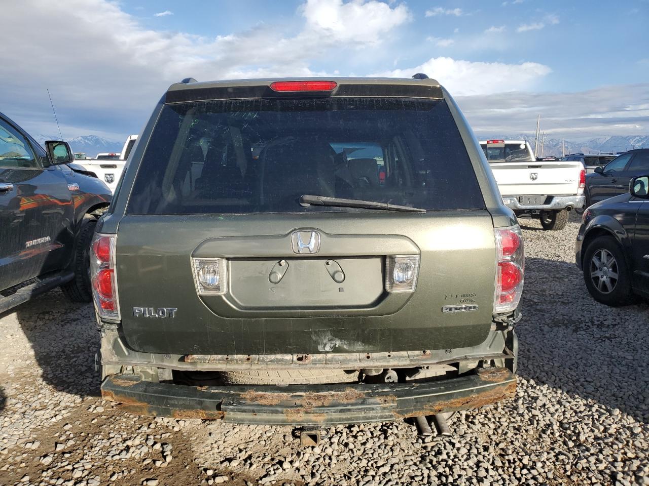 2006 Honda Pilot VIN 2HKYF18566H505298 Copart auction photo, rear end damage thumbnail 6
