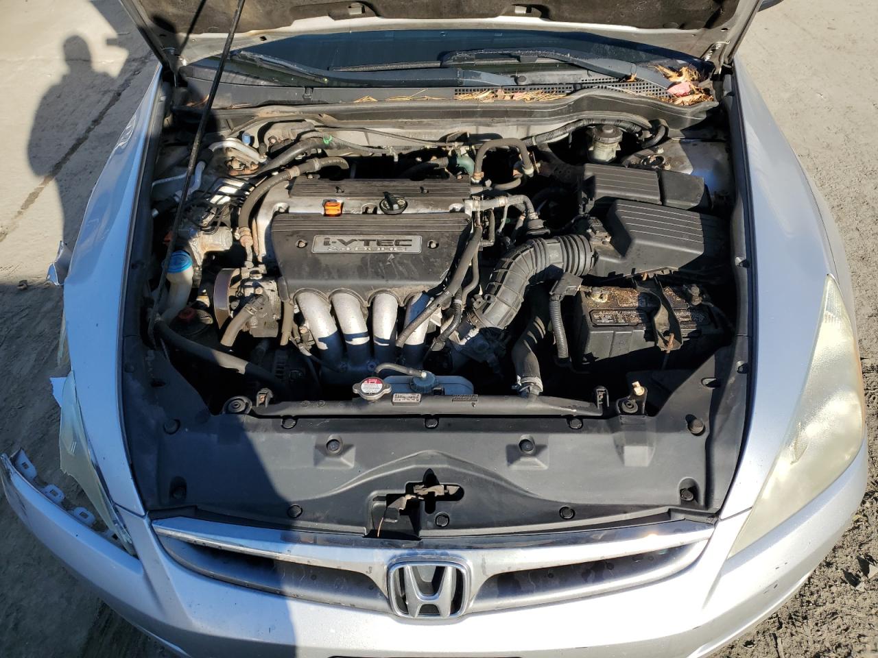 2006 Honda Accord VIN 1HGCM56476A115370 Copart auction photo, front end damage thumbnail 11