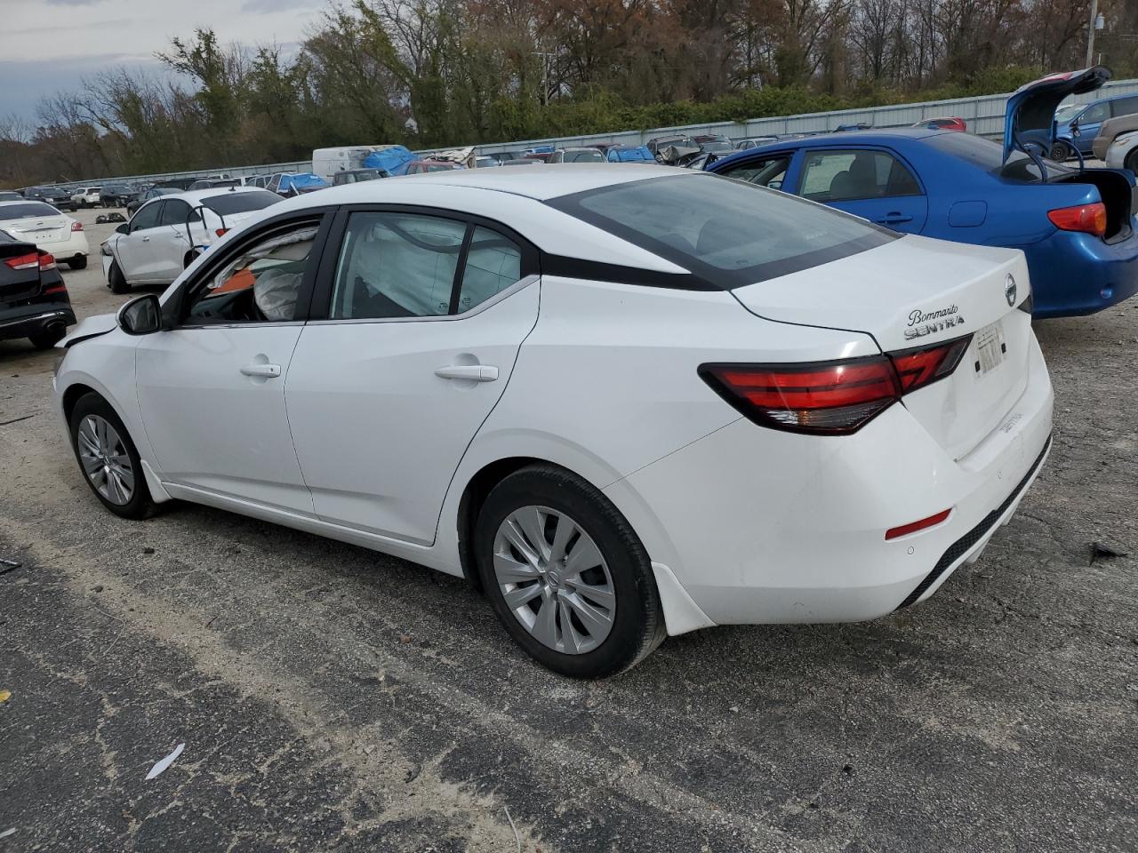 2022 Nissan Sentra VIN 3N1AB8BV6NY303094 Copart auction photo, front end damage thumbnail 2