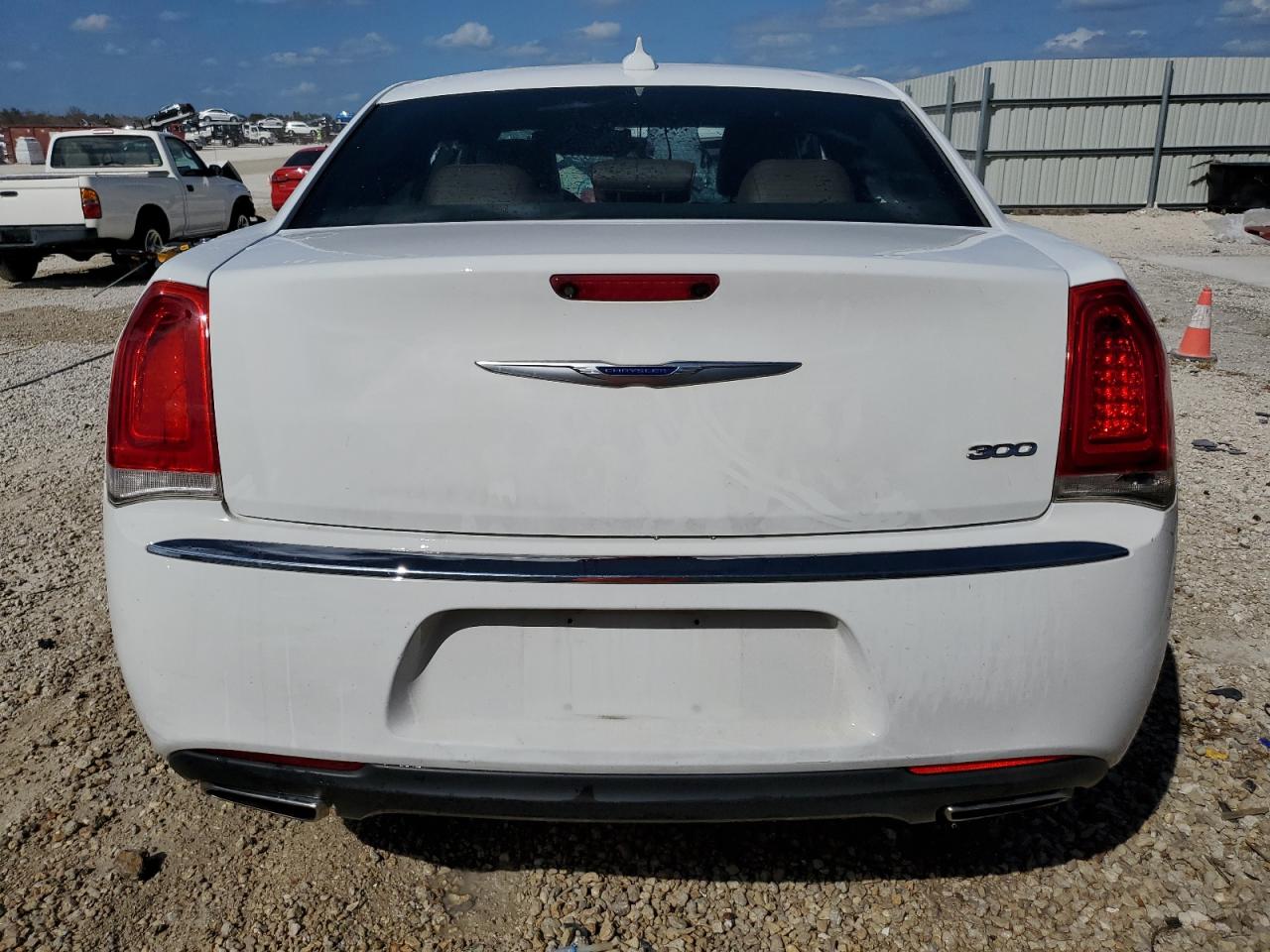 2019 Chrysler 300 VIN 2C3CCAEG2KH698078 Copart auction photo, rollover damage thumbnail 6