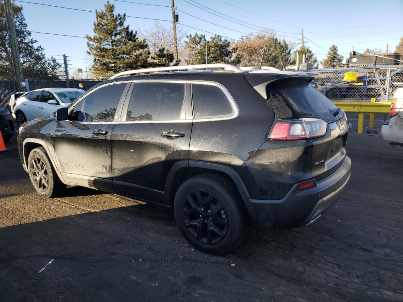 2019 Jeep Grand Cherokee VIN 1C4PJMDX2KD383574 Copart auction photo, side damage thumbnail 2