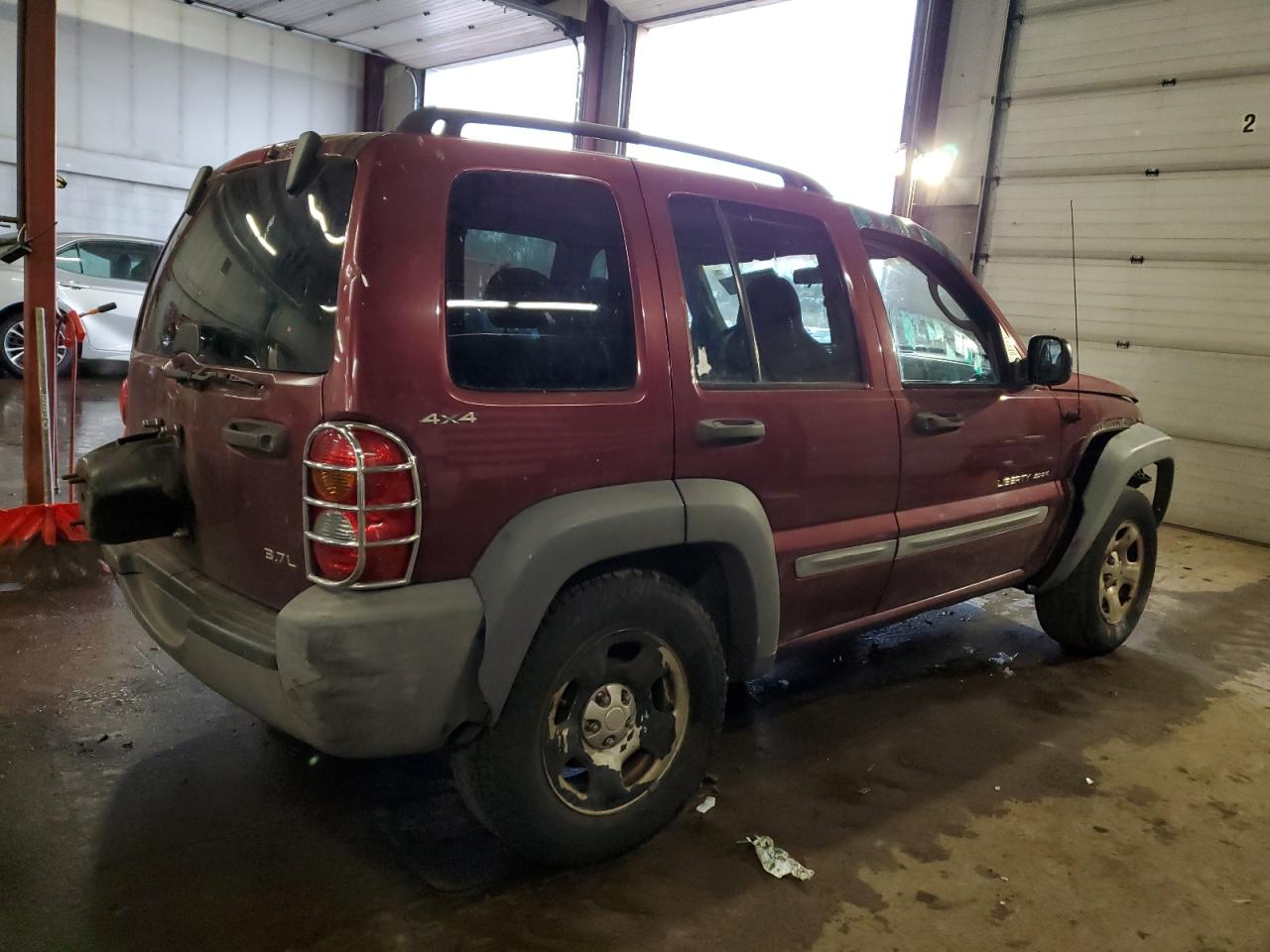 2002 Jeep Liberty (North America) VIN 1J4GL48K42W189636 Copart auction photo, front end / rear end damage thumbnail 3