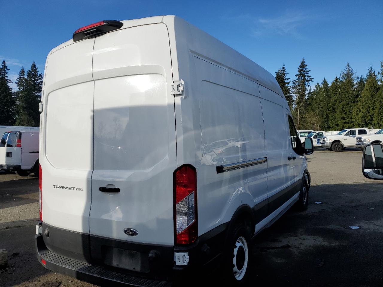 2022 Ford Transit VIN 1FTBR1X82NKA23260 Copart auction photo, front end damage thumbnail 3