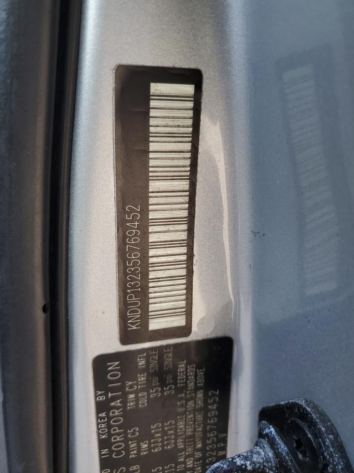 2005 KIA Sedona VIN KNDUP132356769452 Copart auction photo, front end / rear end damage thumbnail 13