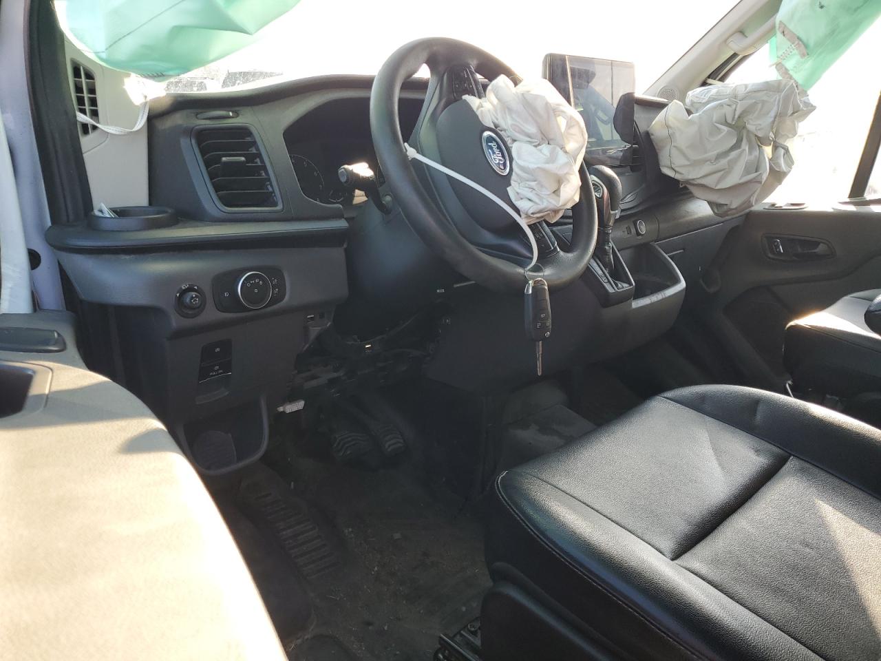 2022 Ford Transit VIN 1FTBW2X88NKA71246 Copart auction photo, vandalism / front end damage thumbnail 8