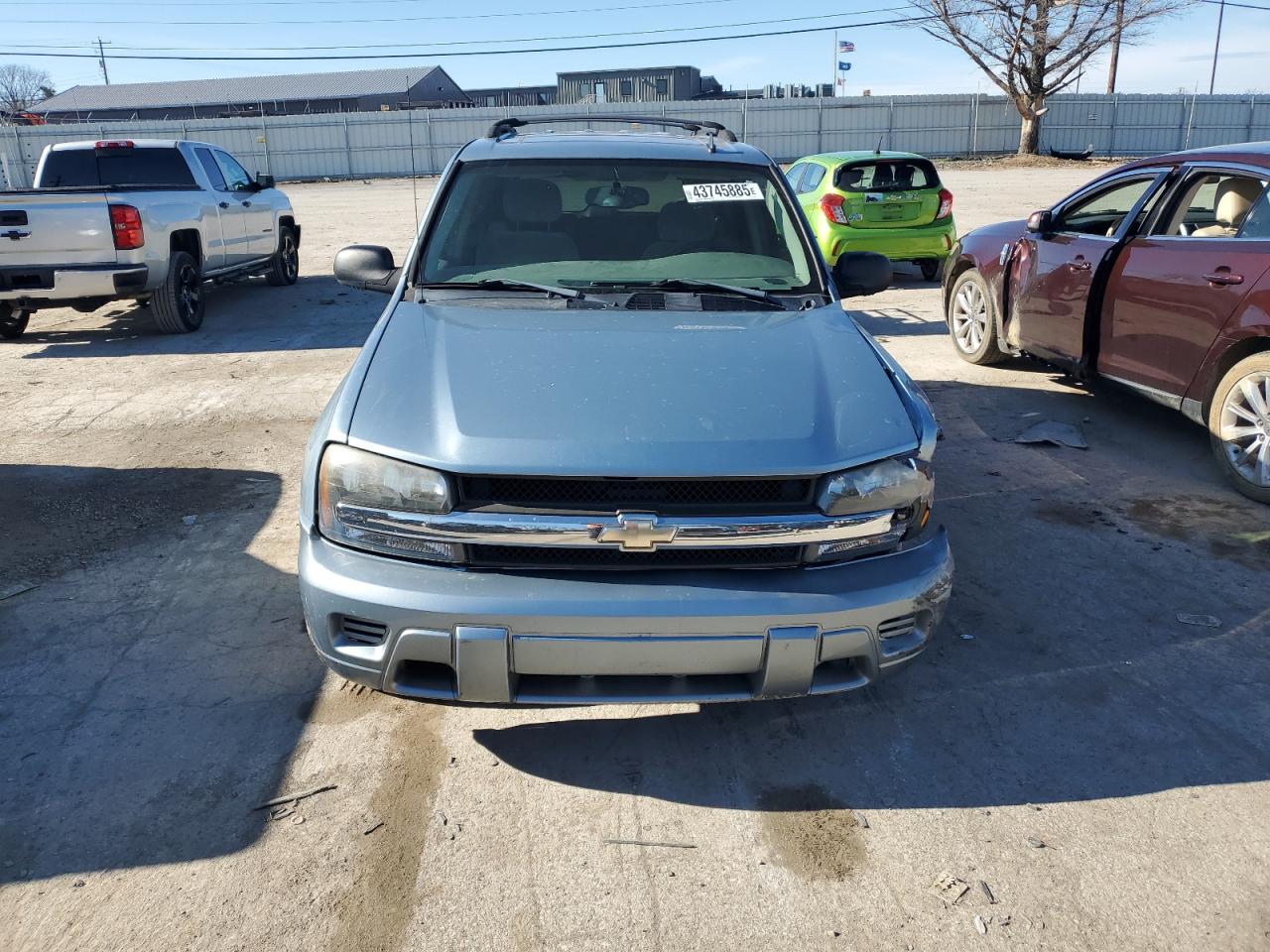 2006 Chevrolet TrailBlazer VIN 1GNET13M562309856 Copart auction photo, front end damage thumbnail 5