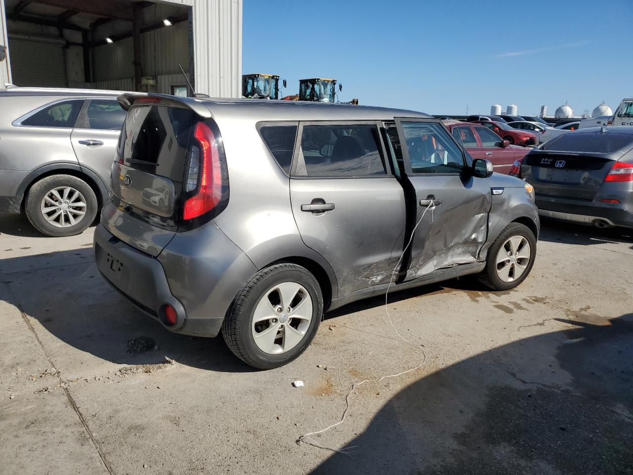 2016 KIA Soul VIN KNDJN2A26G7329143 Copart auction photo, side / front end damage thumbnail 3