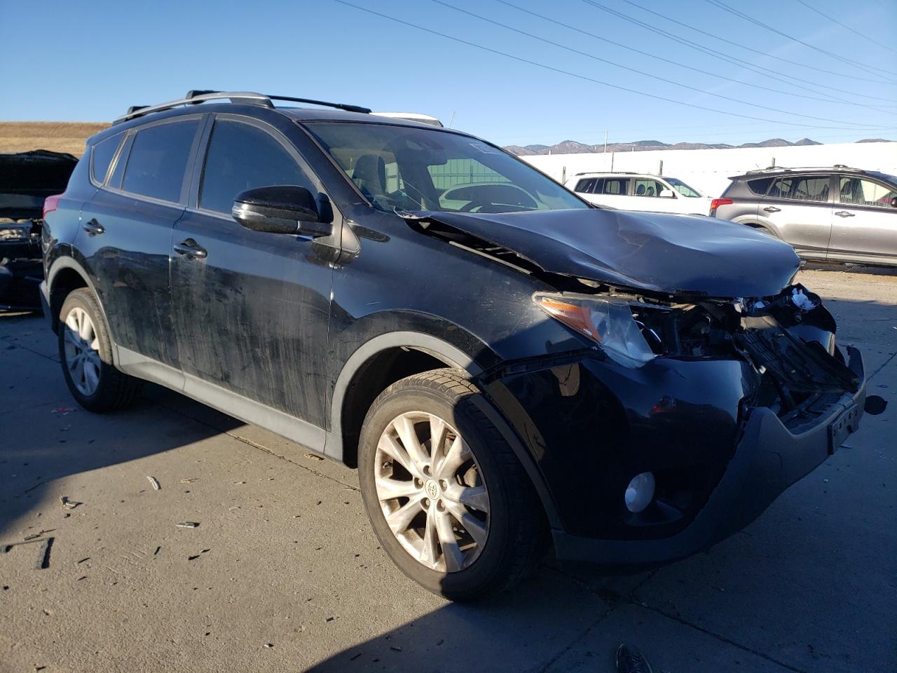 2015 Toyota RAV 4 VIN 2T3DFREV3FW373482 Copart auction photo, front end / minor dent/scratches damage thumbnail 4