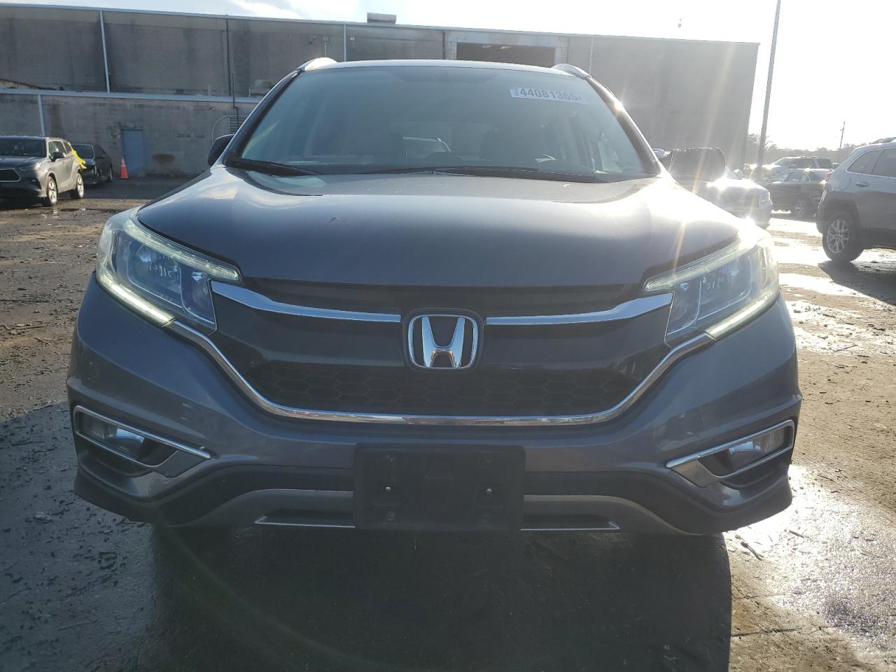 2015 Honda CR-V VIN 2HKRM4H71FH610196 Copart auction photo, side / minor dent/scratches damage thumbnail 5