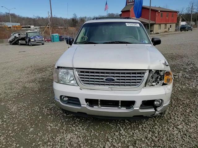 2002 Ford Explorer VIN 1FMDU75EX2ZC34370 Copart auction photo, front end / rear end damage thumbnail 11