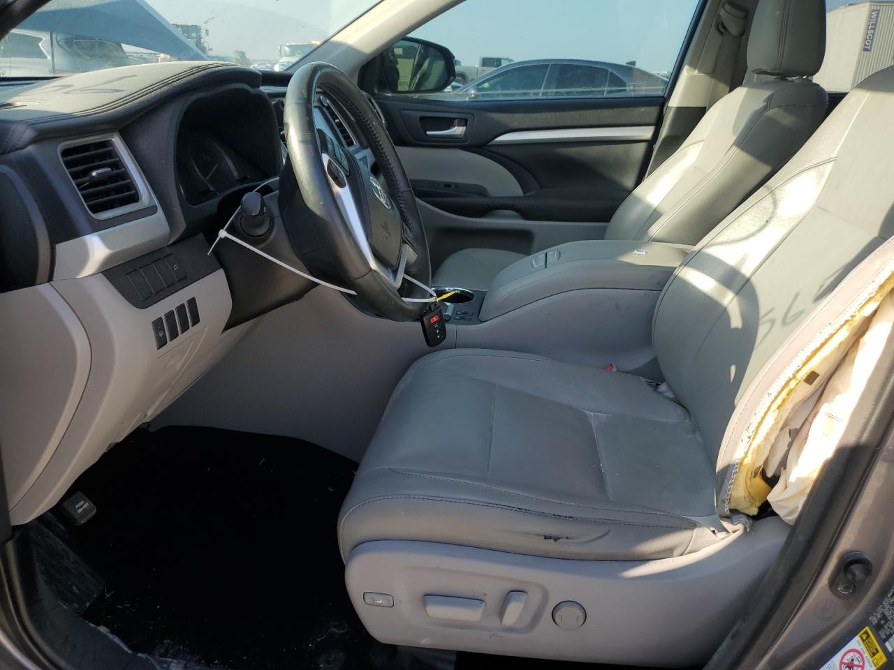 2015 Toyota Highlander VIN 5TDKKRFHXFS057154 Copart auction photo, side damage thumbnail 7