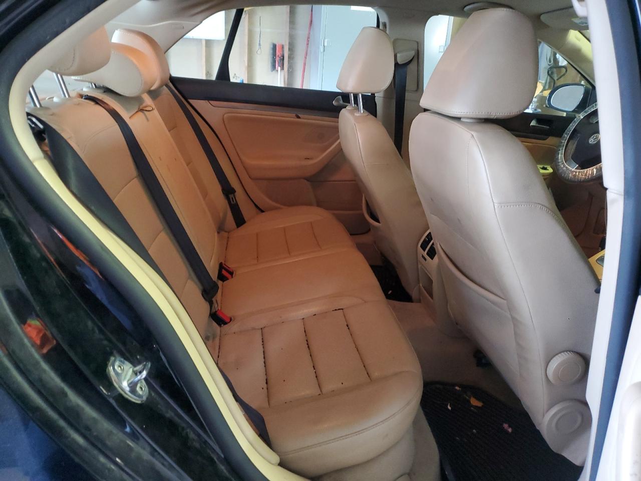 2009 Volkswagen Jetta VIN 3VWRM71K99M174371 Copart auction photo, rear end / minor dent/scratches damage thumbnail 10