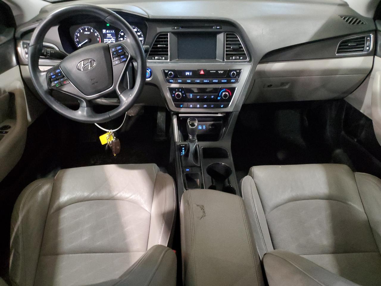 2017 Hyundai Sonata VIN 5NPE34AF5HH559310 Copart auction photo, front end / minor dent/scratches damage thumbnail 8