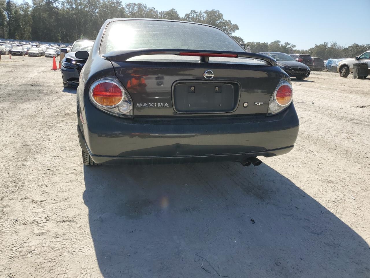 2002 Nissan Maxima VIN JN1DA31D92T418675 Copart auction photo, normal wear damage thumbnail 6