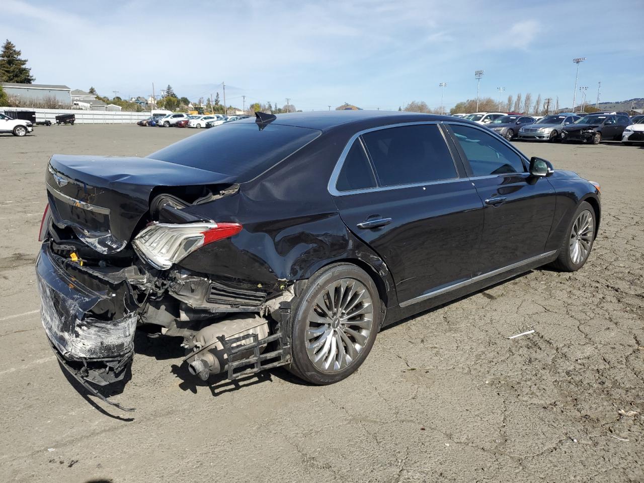 2018 Genesis G90 VIN KMHG34JA2JU043474 Copart auction photo, all over damage thumbnail 3