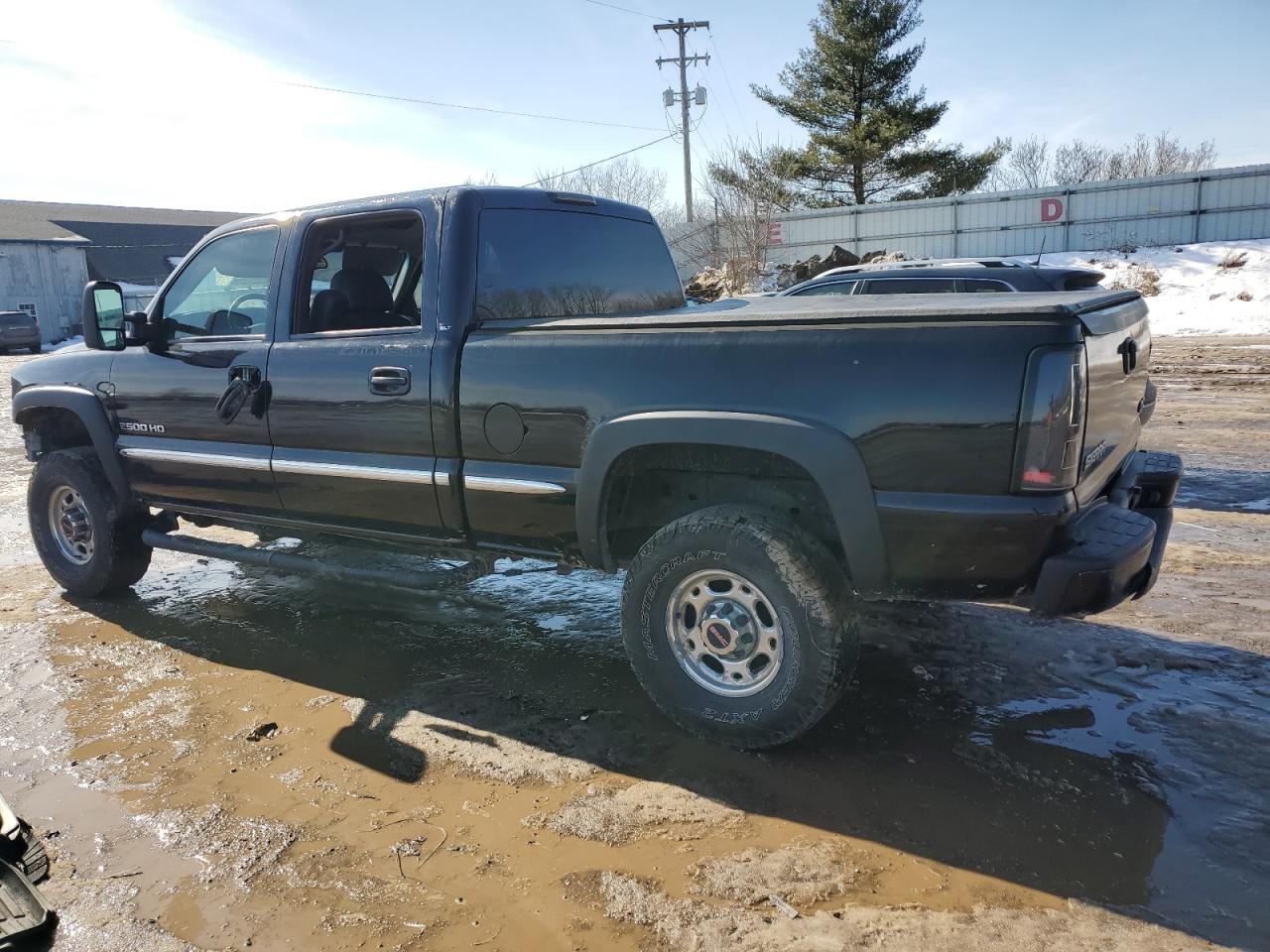 2002 GMC Sierra VIN 1GTHK23U52F138799 Copart auction photo, front end / side damage thumbnail 2