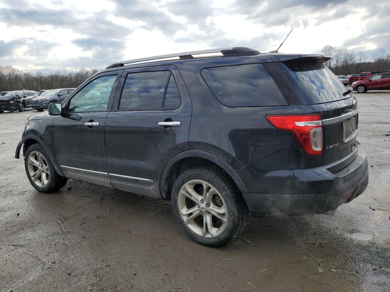 2015 Ford Explorer VIN 1FM5K8F84FGB97875 Copart auction photo, front end / side damage thumbnail 2