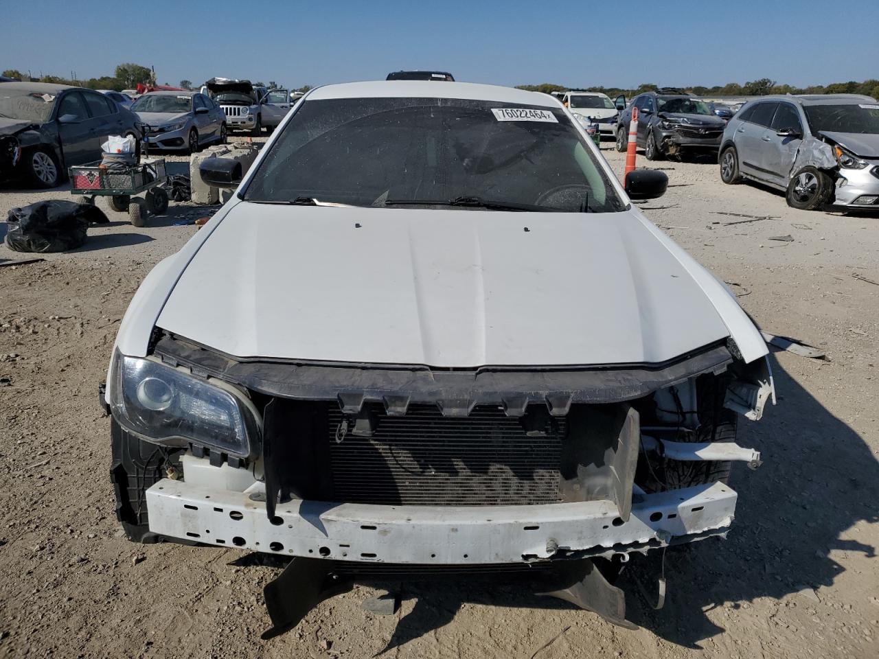 2018 Chrysler 300 VIN 2C3CCAAG2JH250234 Copart auction photo, front end damage thumbnail 5