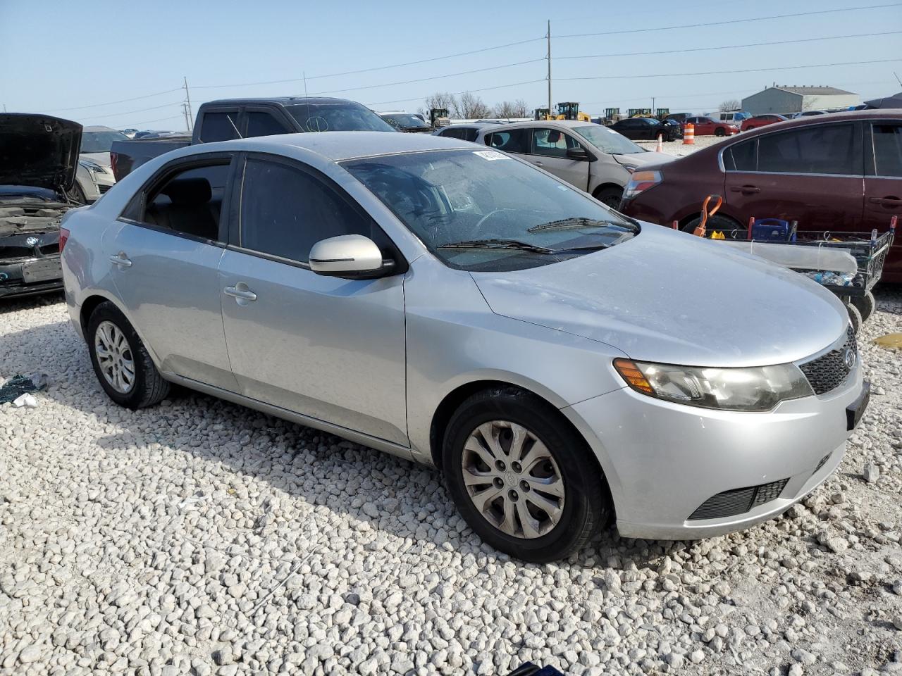 2012 KIA Forte VIN KNAFU4A2XC5596289 Copart auction photo, vandalism damage thumbnail 4