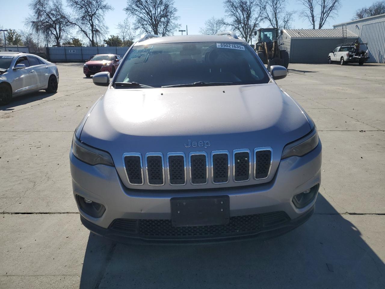 2019 Jeep Grand Cherokee VIN 1C4PJLCB6KD285423 Copart auction photo, rear end / side damage thumbnail 5