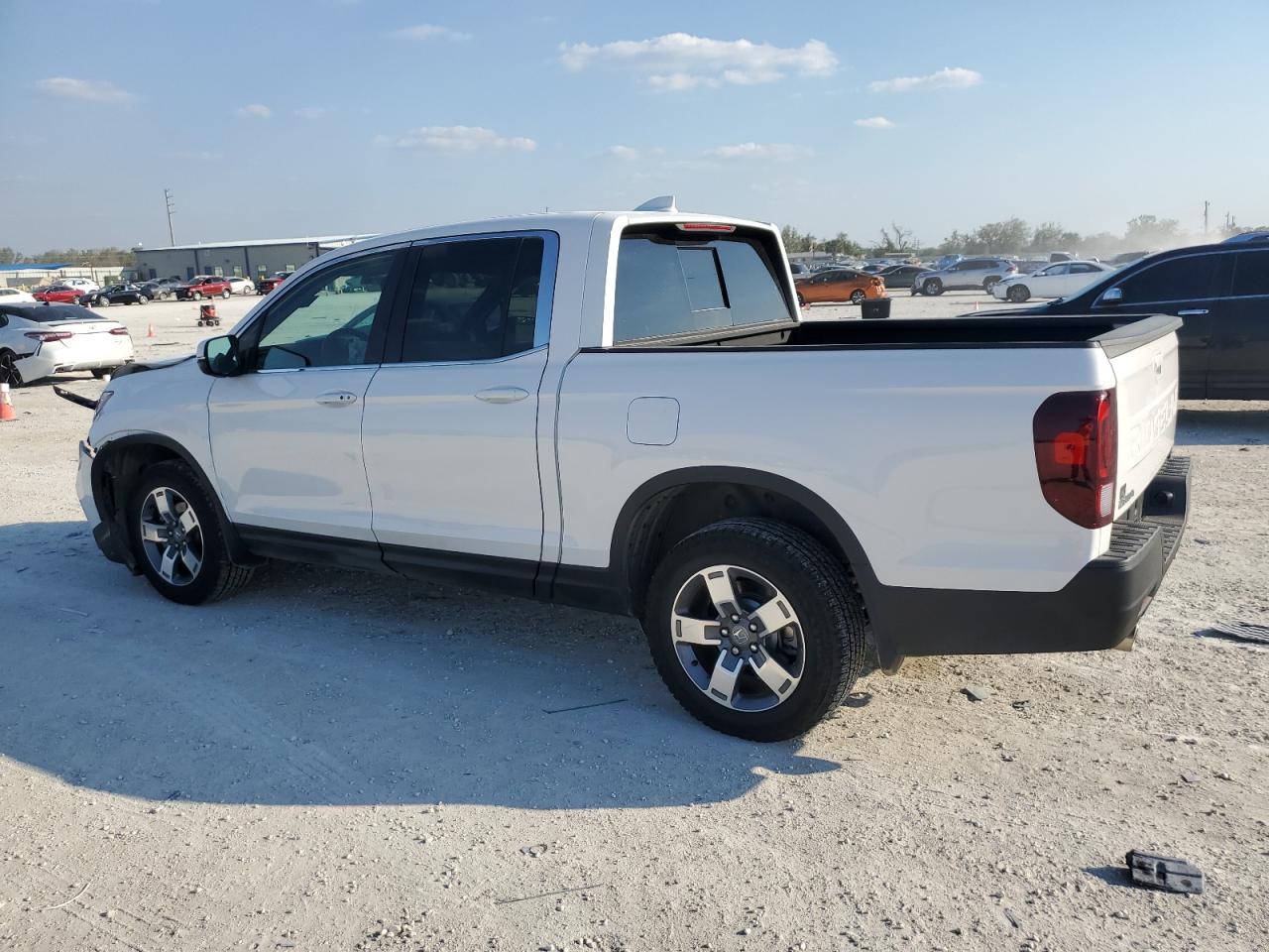 2024 Honda Ridgeline VIN 5FPYK3F52RB021004 Copart auction photo, front end damage thumbnail 2