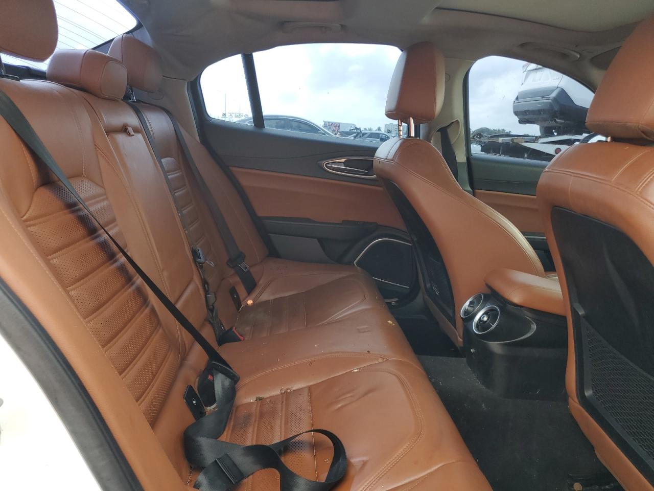 2018 Alfa Romeo Giulia VIN ZARFAECN8J7567812 Copart auction photo, front end / water/flood damage thumbnail 10