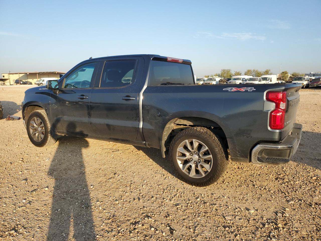 2020 Chevrolet Silverado VIN 1GCUYDED1LZ113503 Copart auction photo, front end / minor dent/scratches damage thumbnail 2