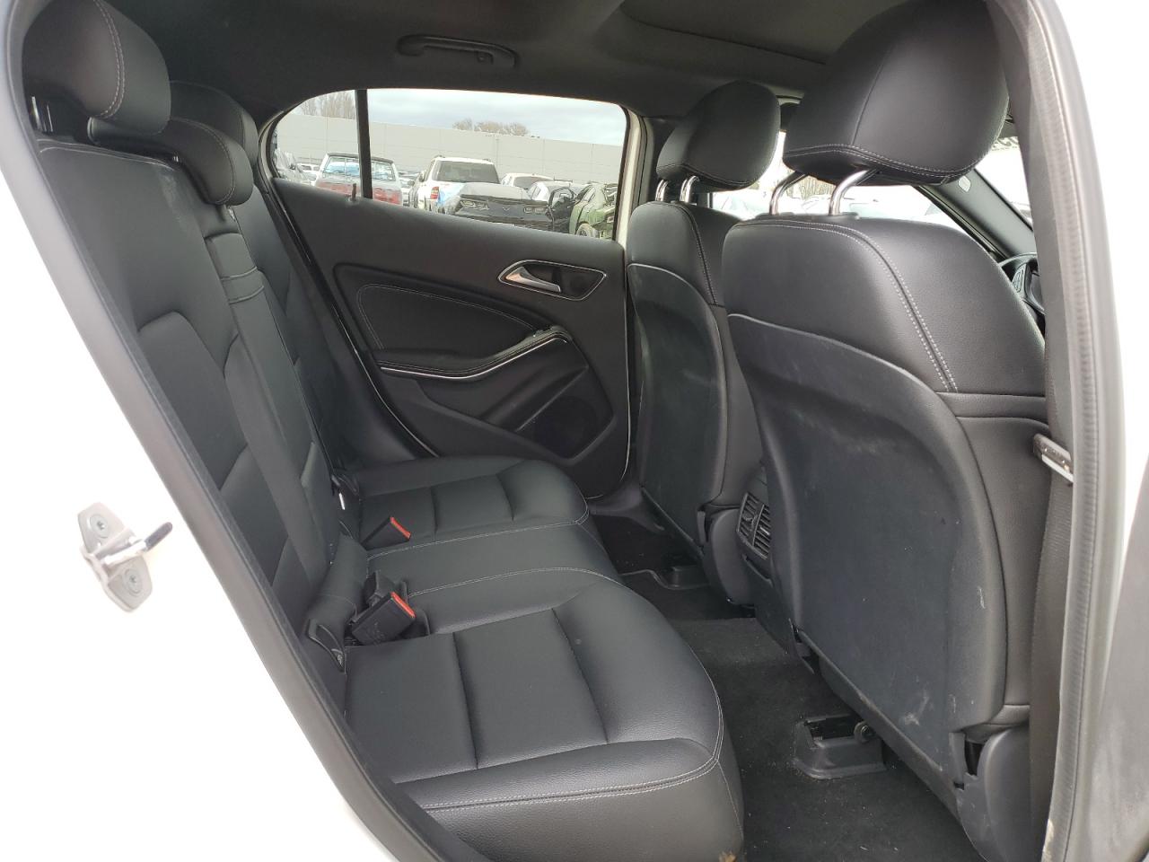 2018 Mercedes-Benz GLA-klasse VIN WDCTG4GB4JJ492450 Copart auction photo, rear end / undercarriage damage thumbnail 10
