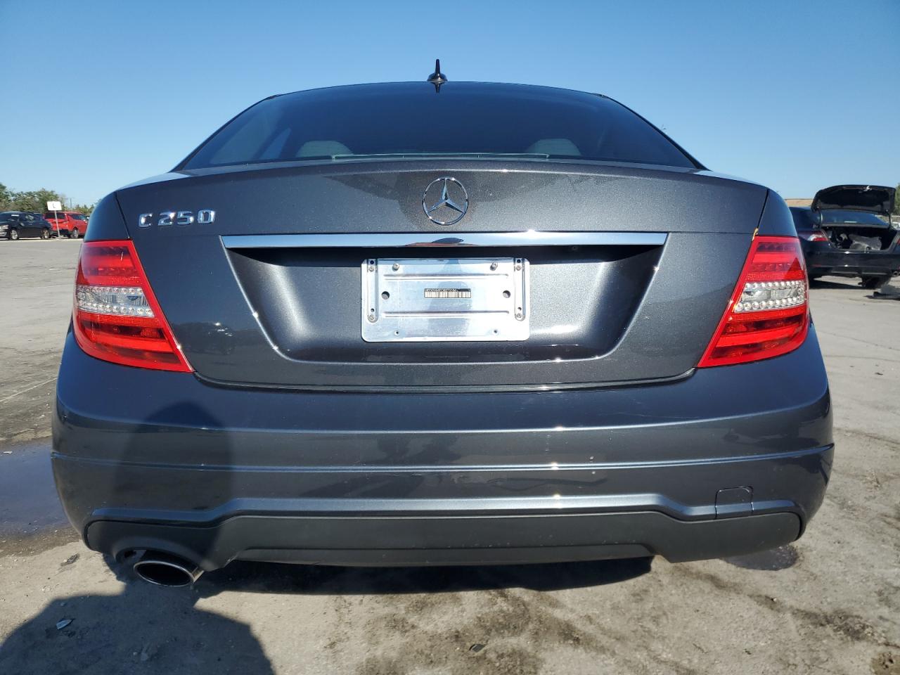 2013 Mercedes-Benz C-klasse VIN WDDGF4HB5DR275056 Copart auction photo, side damage thumbnail 6