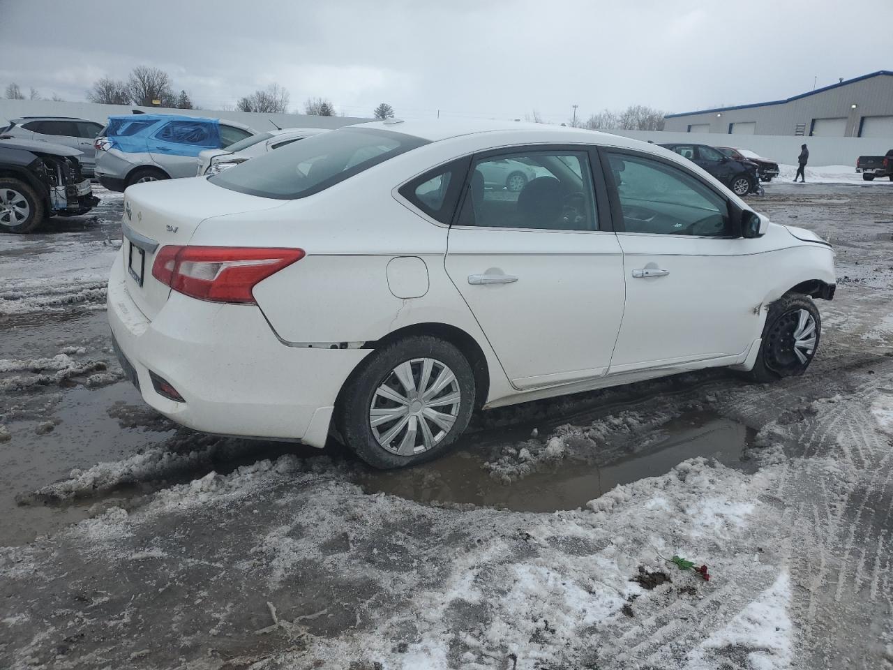 2016 Nissan Sentra VIN 3N1AB7AP8GY305767 Copart auction photo, front end damage thumbnail 3