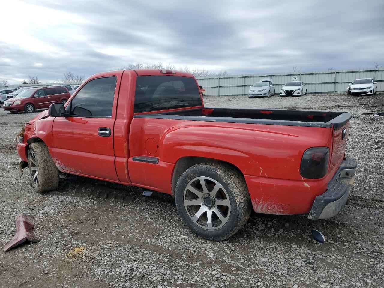 2000 GMC Sierra VIN 1GTEK14T7YZ156313 Copart auction photo, front end / side damage thumbnail 2