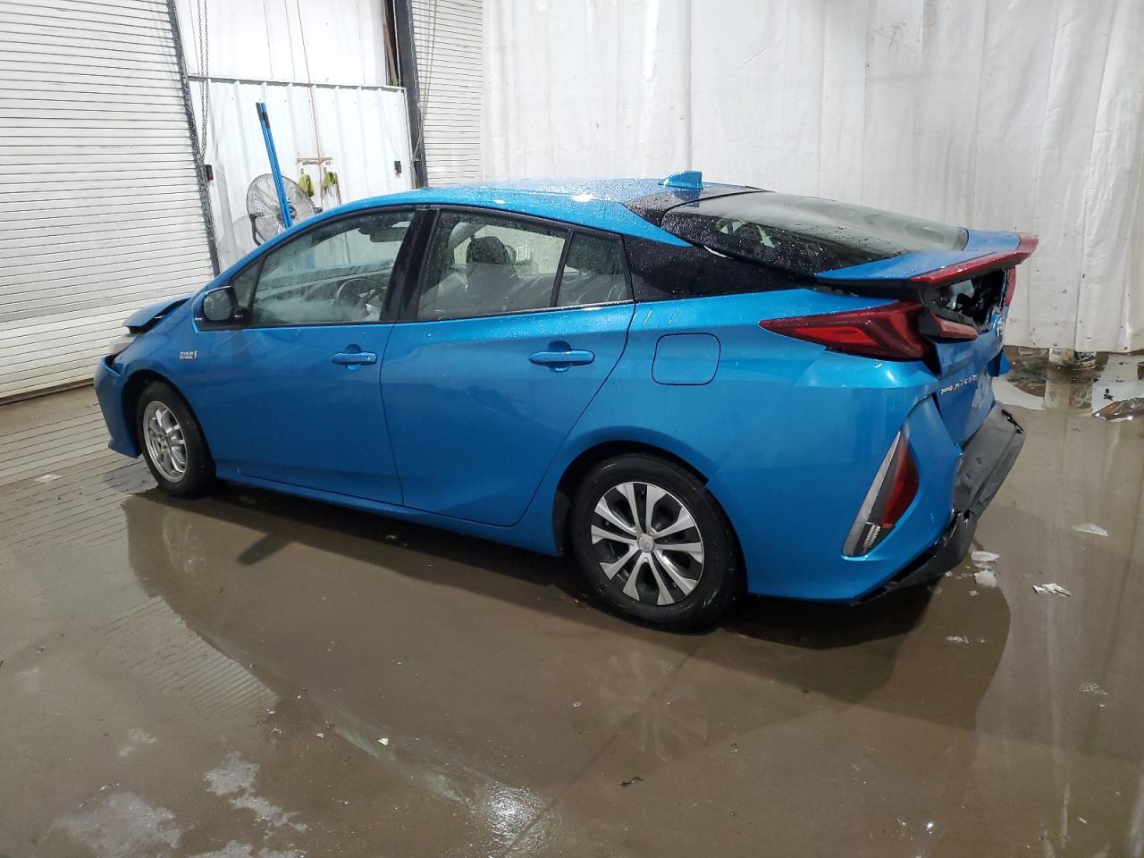 2021 Toyota Prius VIN JTDKAMFP6M3180073 Copart auction photo, front end / rear end damage thumbnail 2