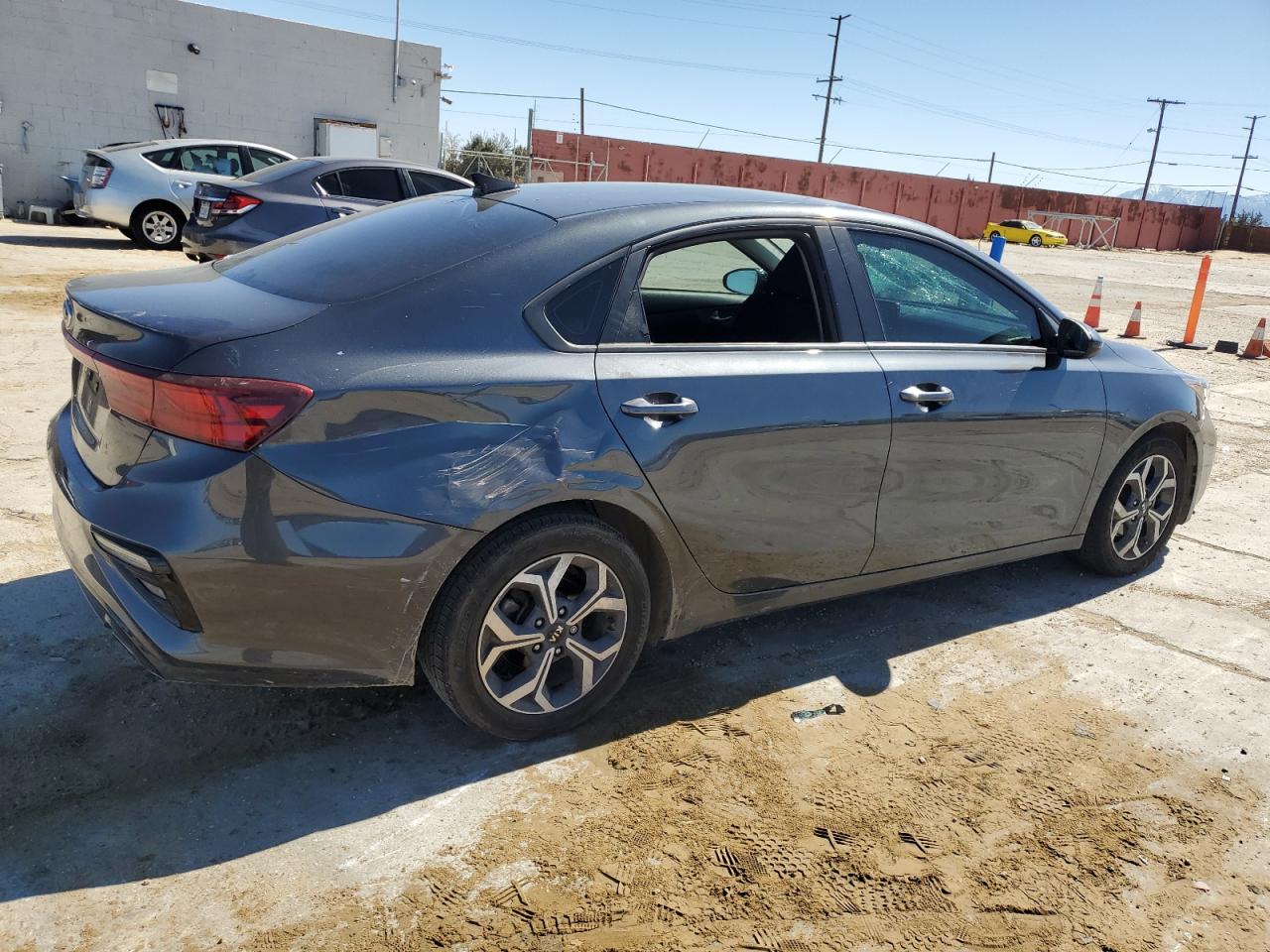 2019 KIA Forte VIN 3KPF24AD2KE108966 Copart auction photo, all over / vandalism damage thumbnail 3