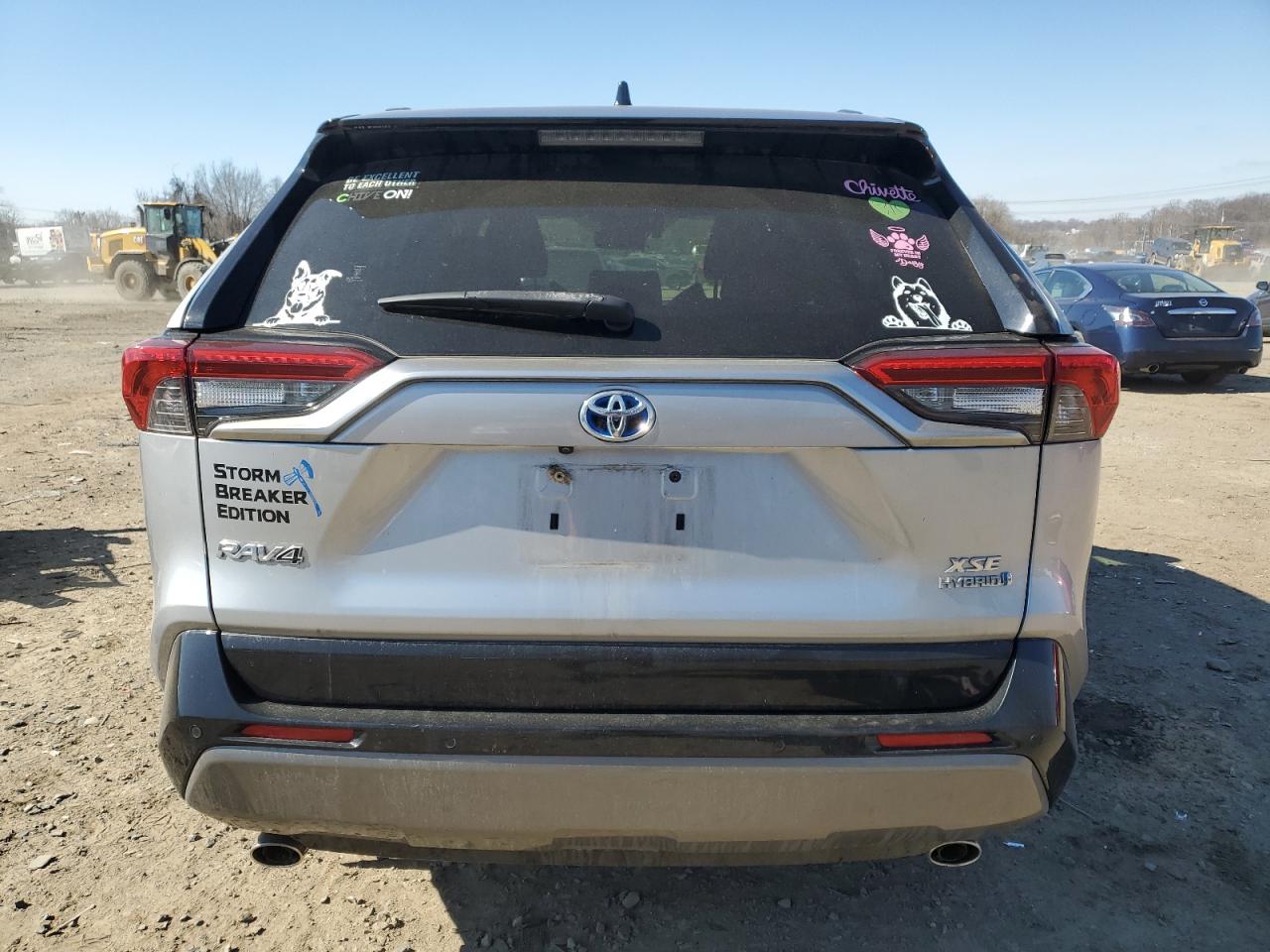 2019 Toyota RAV 4 VIN JTMEWRFV6KJ013537 Copart auction photo, front end damage thumbnail 6