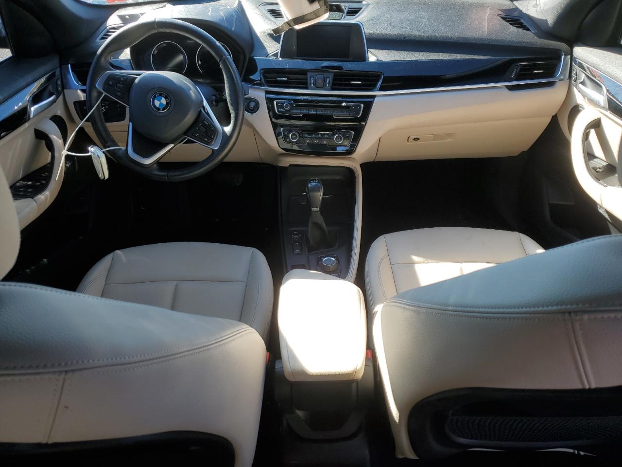 2018 BMW X1 VIN WBXHT3C3XJ5L34478 Copart auction photo, front end / minor dent/scratches damage thumbnail 8
