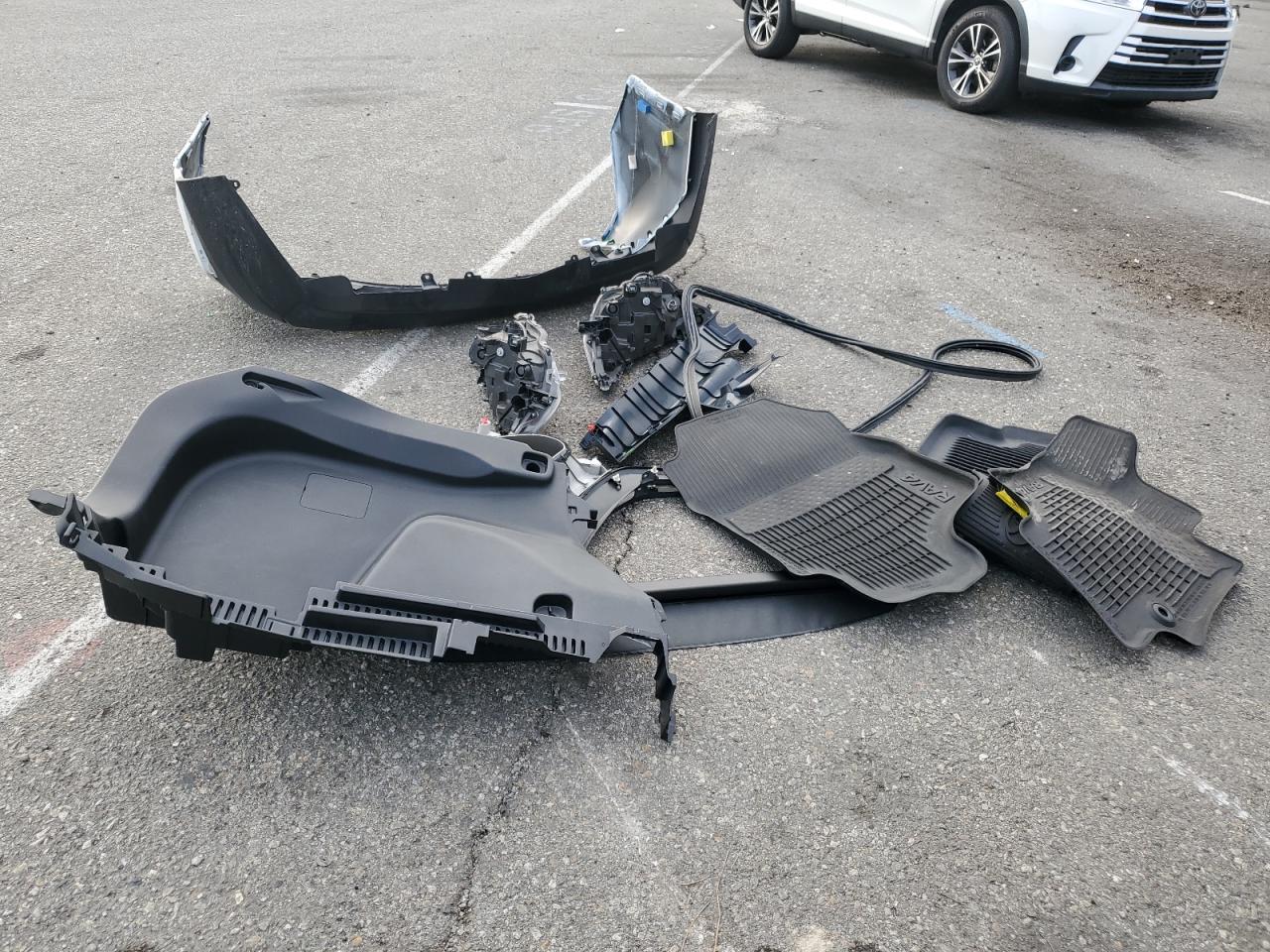2021 Toyota RAV 4 VIN 2T3W1RFVXMC111348 Copart auction photo, front end / rear end damage thumbnail 14