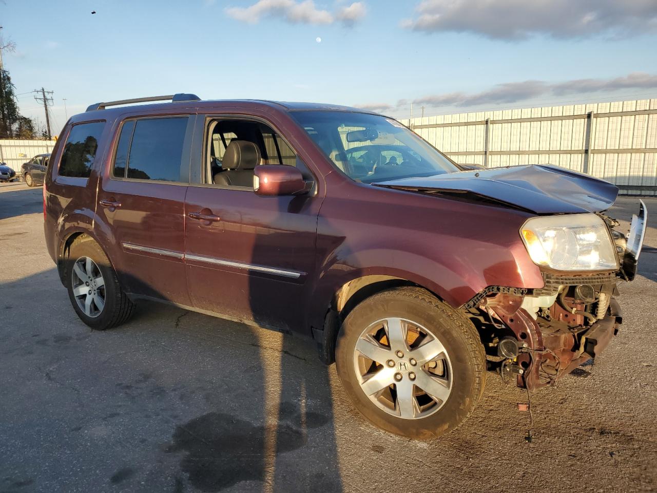 2013 Honda Pilot VIN 5FNYF4H91DB060727 Copart auction photo, front end / side damage thumbnail 4