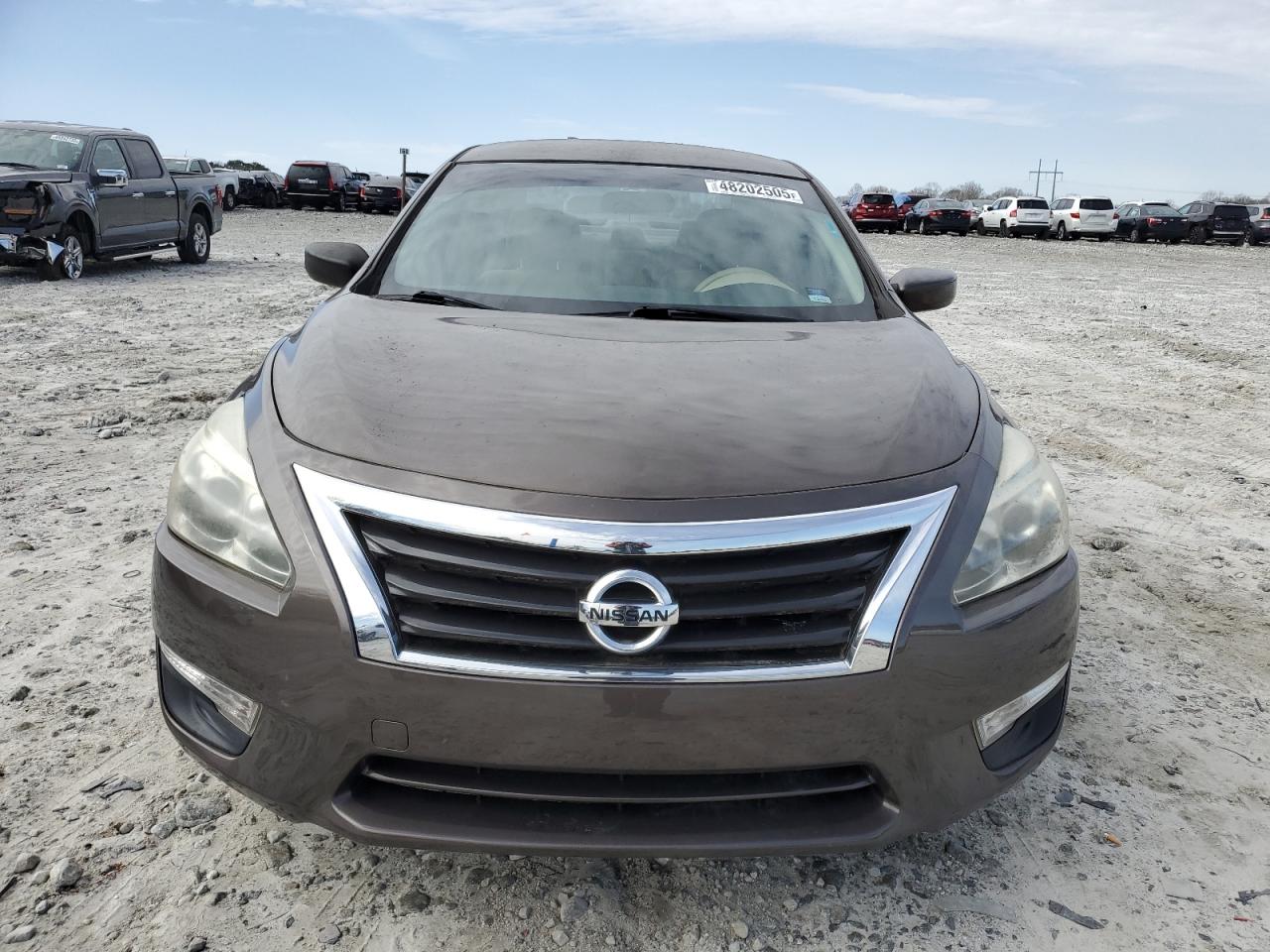 2015 Nissan Altima VIN 1N4AL3AP6FC178176 Copart auction photo, rear end damage thumbnail 5