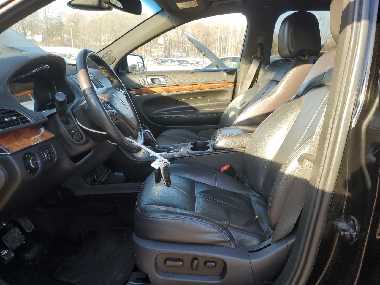 2018 Lincoln MKT VIN 2LMHJ5NK8JBL01820 Copart auction photo, all over damage thumbnail 7