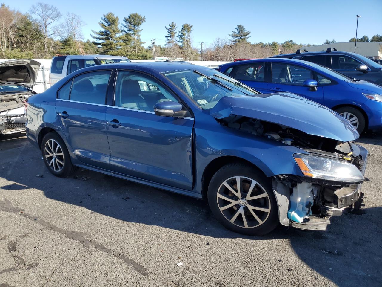 2017 Volkswagen Jetta VIN 3VWDB7AJXHM412444 Copart auction photo, front end damage thumbnail 4