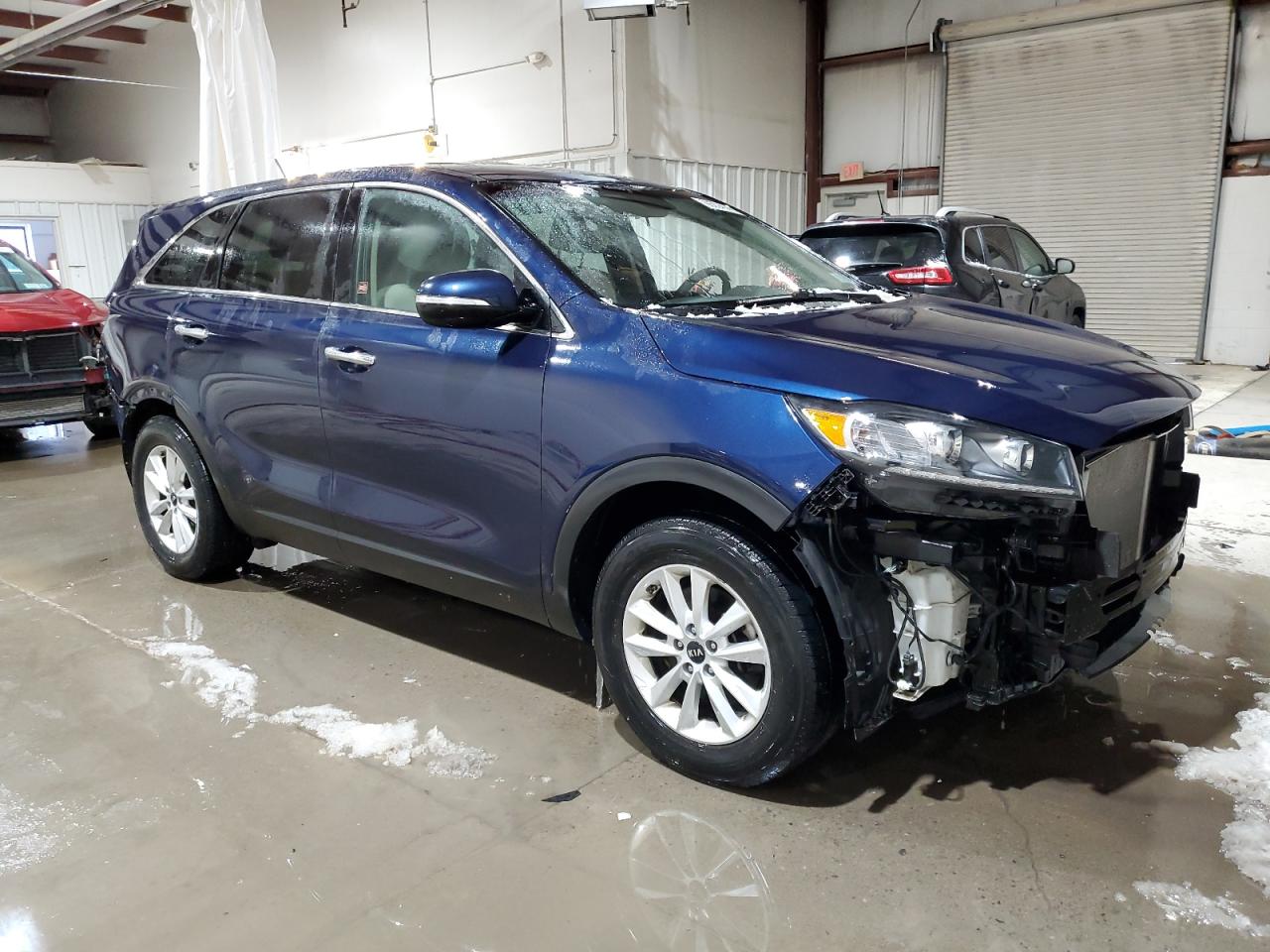 2019 KIA Sorento VIN 5XYPG4A36KG546941 Copart auction photo, vandalism / rear end damage thumbnail 4