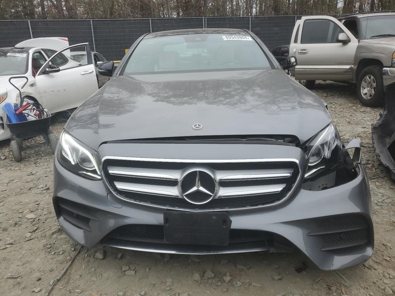 2018 Mercedes-Benz E-klasse VIN WDDZF4KB4JA390632 Copart auction photo, front end damage thumbnail 5