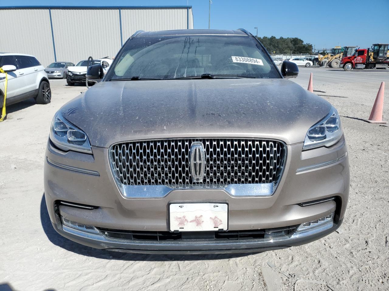 2020 Lincoln Aviator VIN 5LM5J7XC2LGL12644 Copart auction photo, side damage thumbnail 5