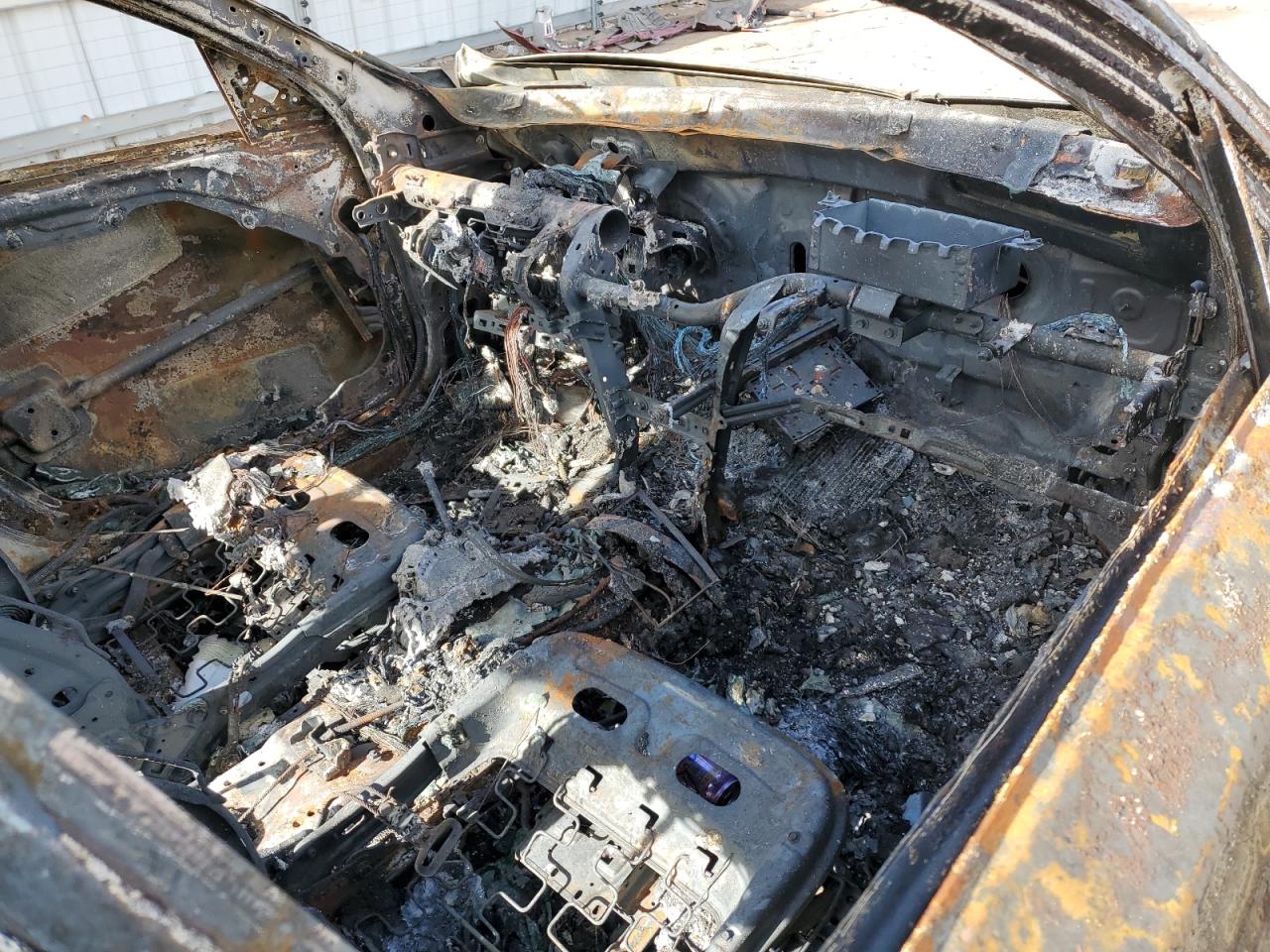 2019 KIA Optima VIN 5XXGT4L34KG275018 Copart auction photo, burn damage thumbnail 8