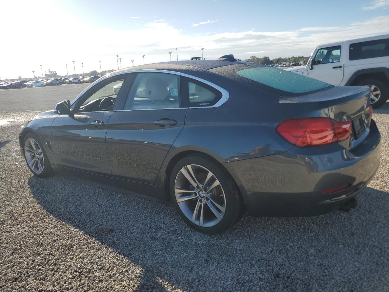 2017 BMW 4er VIN WBA4F7C5XHG787233 Copart auction photo, water/flood damage thumbnail 2