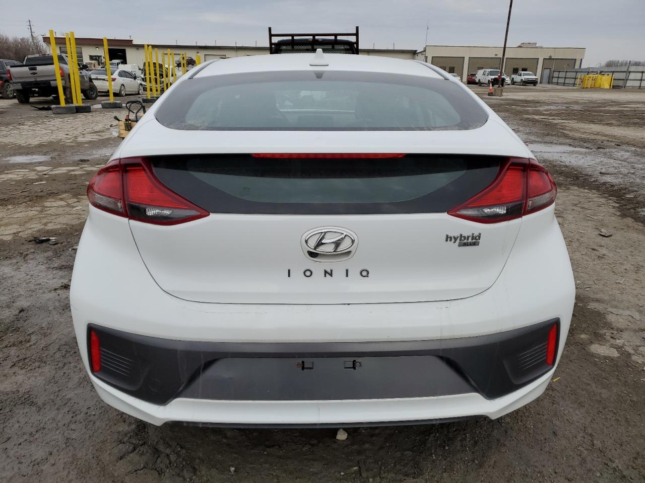 2021 Hyundai IONIQ VIN KMHC65LCXMU258034 Copart auction photo, front end / side damage thumbnail 6