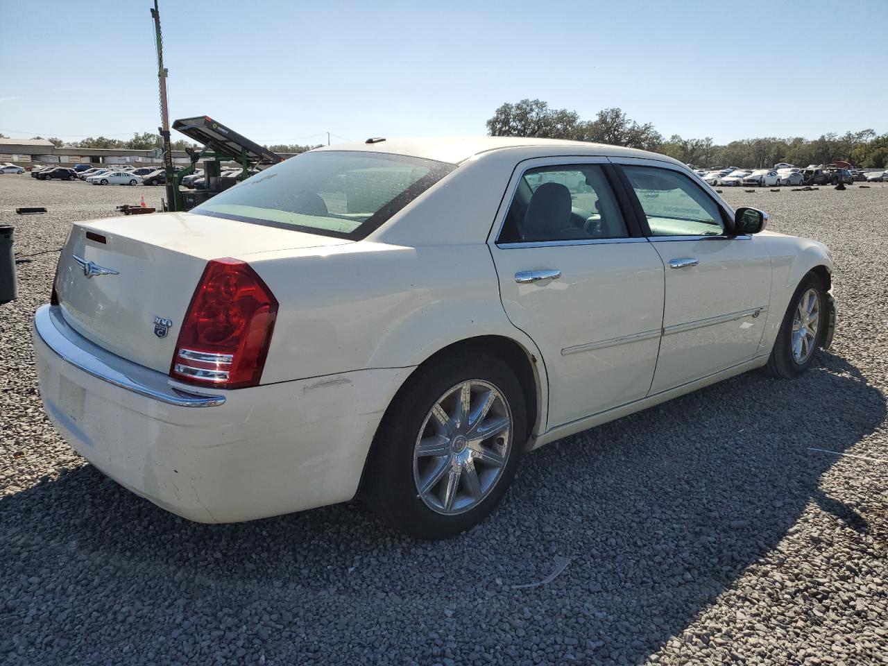 2009 Chrysler 300 VIN 2C3KA63T89H581047 Copart auction photo, water/flood / front end damage thumbnail 3