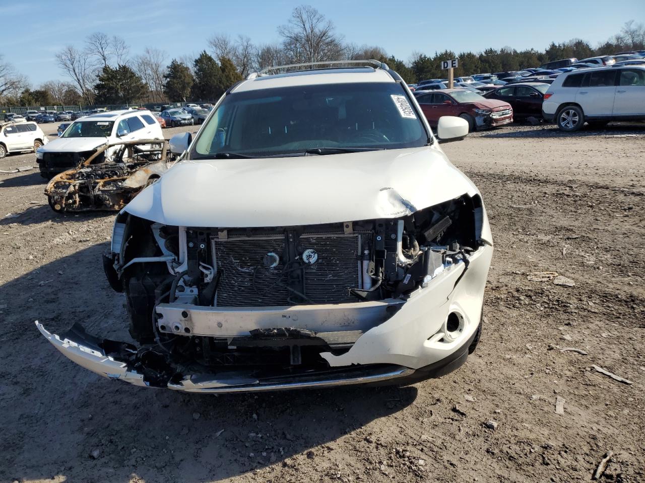 2016 Nissan Pathfinder VIN 5N1AR2MN9GC622600 Copart auction photo, front end damage thumbnail 5